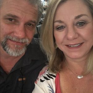 Meet your Posher, Carmen